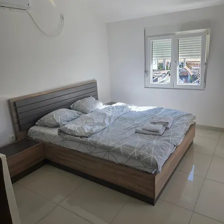 Tolosi 2 بودغوريتْسا