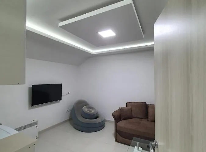 Appartement Tolosi 2 *